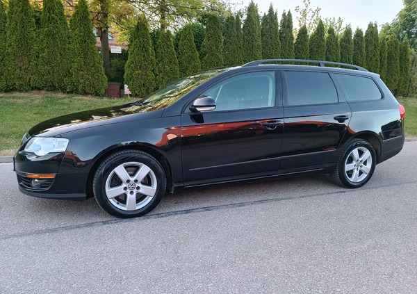 Volkswagen Passat cena 16600 przebieg: 215000, rok produkcji 2008 z Nidzica małe 436